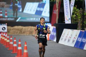 BIB: 
                            <button type="button" onclick="openModal(13717976)" class="btn btn-primary btn-sm float-right btn-popup" data-toggle="modal" data-target=".modal-high-quality">
                        <i class="fas fa-shopping-cart"></i> Add to Cart
                    </button>
                                            <button type="button" onclick="isThisMe(13717976, true)" class="btn btn-success btn-sm float-right btn-popup btn-isme hidden" data-toggle="tooltip" data-placement="bottom" title="นี่คือรูปของคุณใช่ไหม คลิกที่นี่เพื่อเอาเข้าอัลบั้ม">
                        <i class="fas fa-plus"></i> Add to album
                    </button>
                    <button type="button" onclick="isThisMe(13717976, false)" class="btn btn-warning btn-sm float-right btn-popup btn-isnotme hidden">
                        <i class="fas fa-ban"></i> Remove from album
                    </button>